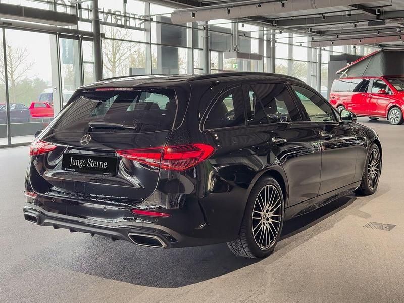 Gebraucht Mercedes C200 AMG line 204 PS (150 kW) 2025 Unilack schwarz Kombi