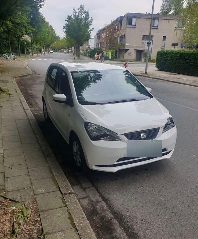 Weiß Gebraucht 2017 Seat Mii Chic Kleinwagen | 6.250 € (Fairer Preis) - Bild 1/4