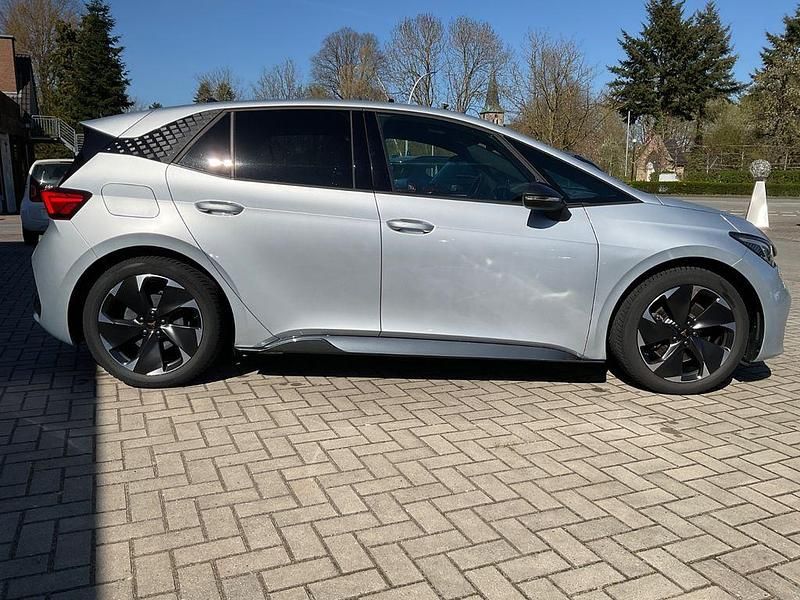 Gebraucht Cupra Born 169 kW (231 PS) 2023 Silber Kleinwagen