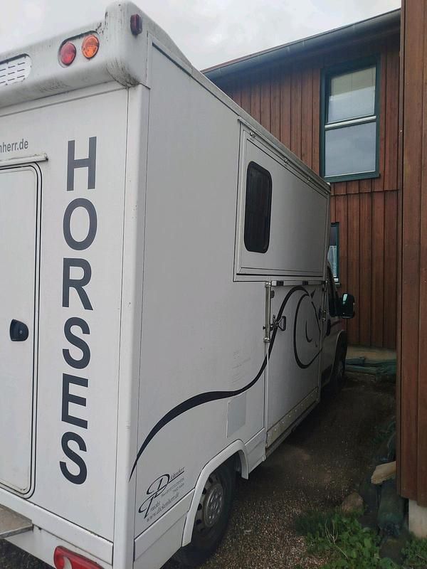 Second-hand Citroën Jumper 135 CP (99 kW) 2013 Alb Monovolum