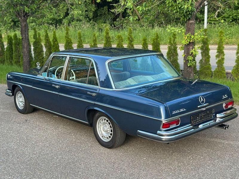 Gebraucht Mercedes 300 200 PS (147 kW) 1971 Blau Limousine