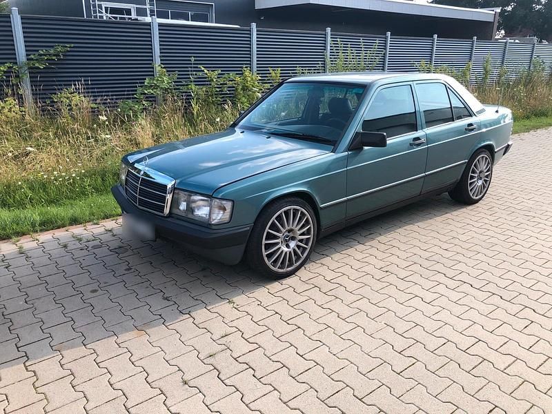 Gebraucht Mercedes 190 1988 Andere farben Limousine