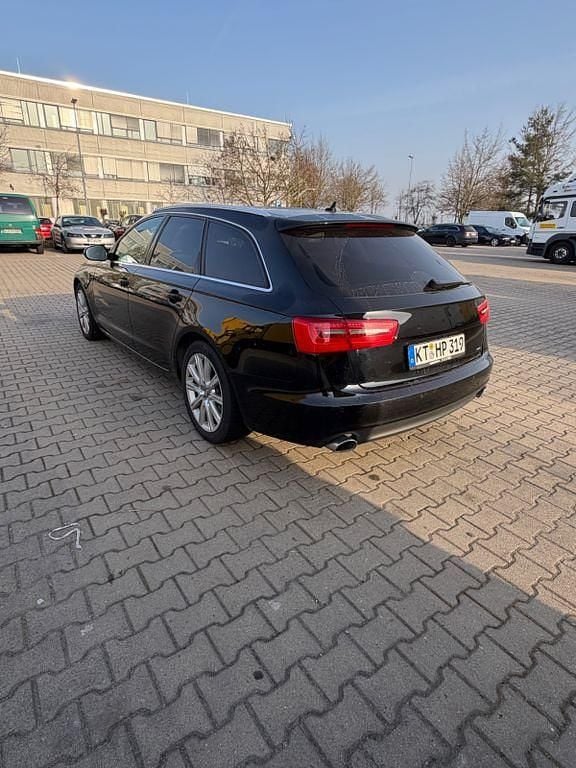Gebraucht Audi A6 Ambiente 204 PS (150 kW) 2012 Schwarz Kombi