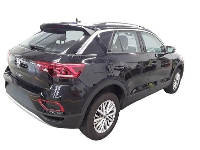 Gebraucht VW T-Roc Life 116 PS (85 kW) 2024 Deep black perleffekt (metallic) SUV