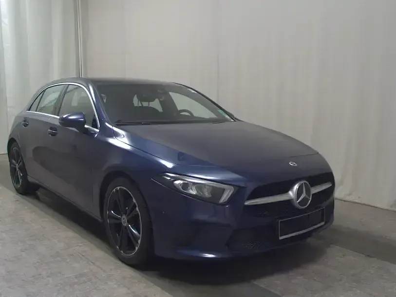 Gebraucht Mercedes A200 Progressive 150 PS (110 kW) 2020 Blau Limousine