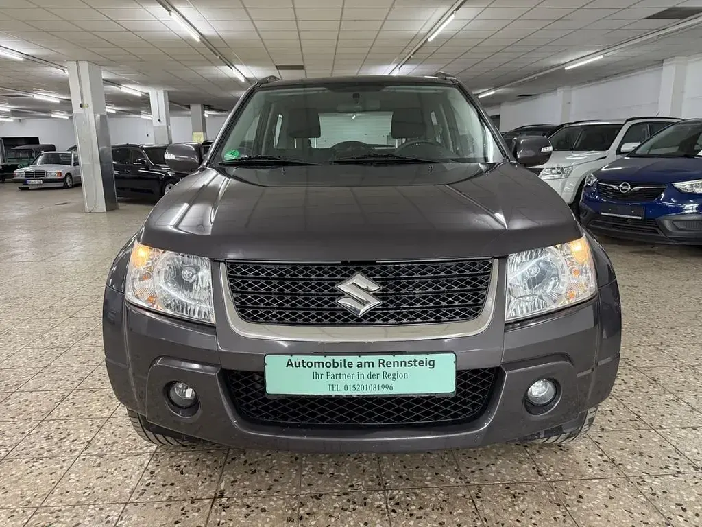 Gebraucht Suzuki Grand Vitara Club 166 PS (122 kW) 2009 Grau SUV