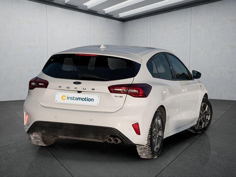Brugt Ford Focus ST-Line 125 HK (91 kW) 2022 Hvid Sedan
