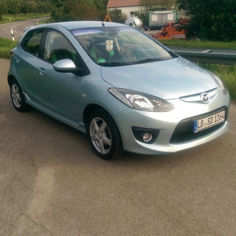 Gebraucht Mazda 2 103 PS (75 kW) 2008 Blau metallic Limousine