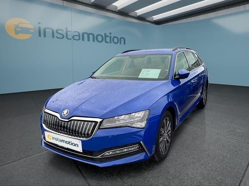 Gebraucht Skoda Superb 218 PS (160 kW) 2021 Blau Kombi