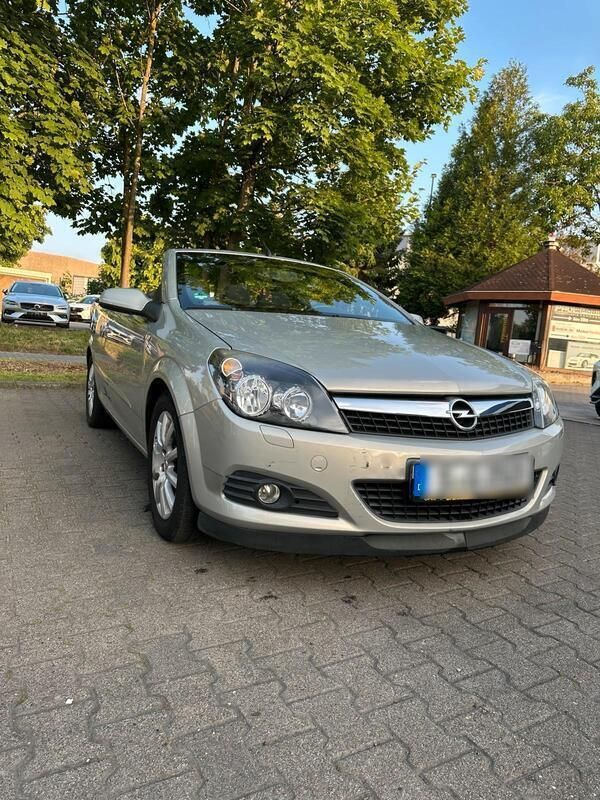 Grau Gebraucht 2008 Opel Astra Cabriolet Cabrio | 3.500 € (Fairer Preis) - Bild 1/4