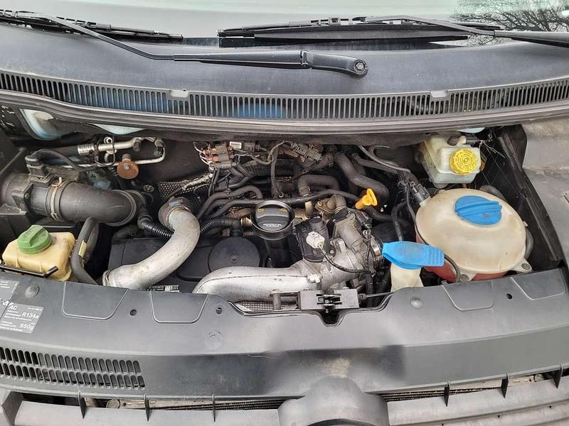 Gebraucht VW T5 Trendline 131 PS (96 kW) 2009 Blau/weis Van