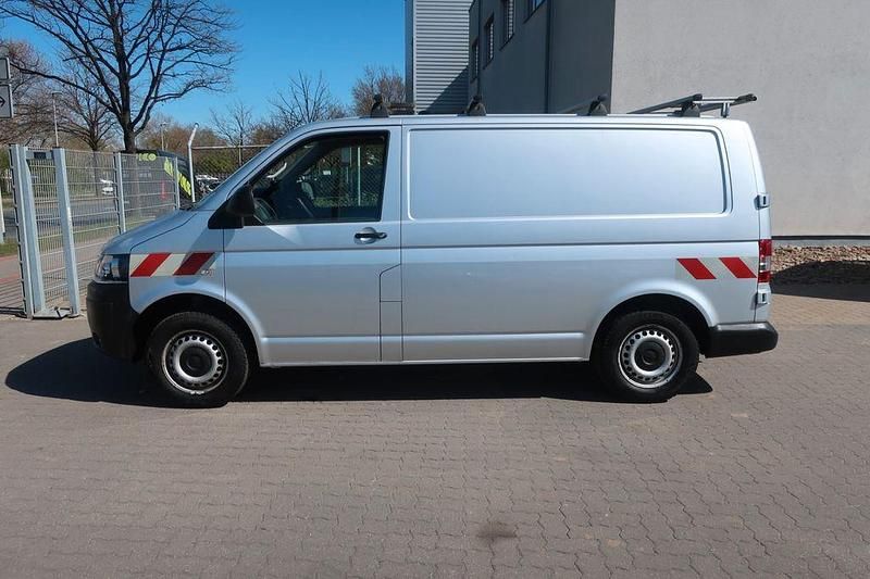 Gebraucht VW Transporter 140 PS (102 kW) 2015 Silber Van