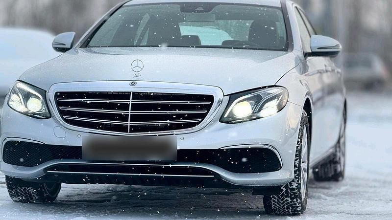 Gebraucht Mercedes E200 150 PS (110 kW) 2017 Silber Limousine