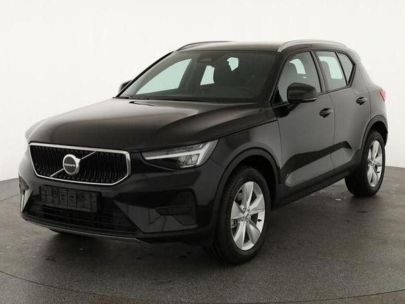 Schwarz Neu 2025 Volvo XC40 SUV | 37.374 € (Superpreis) - Bild 1/4