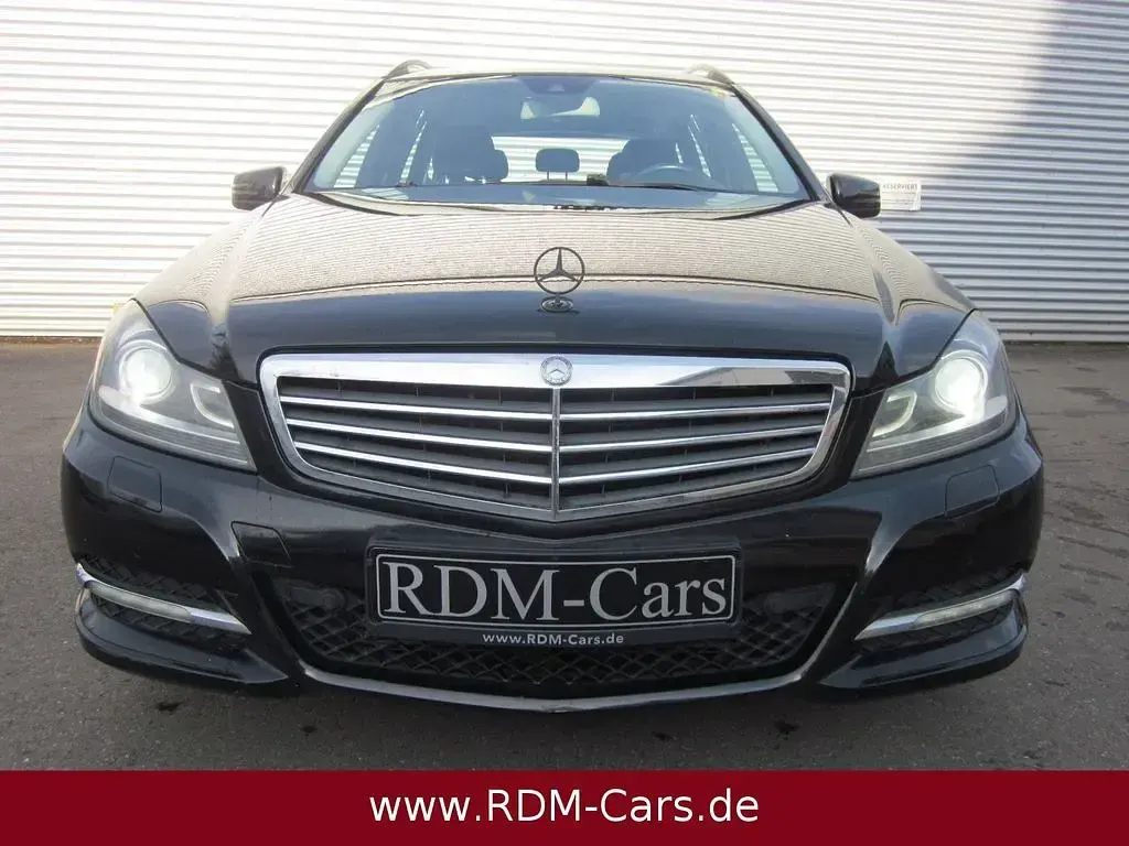 Gebraucht Mercedes C200 184 PS (135 kW) 2012 Schwarz Limousine