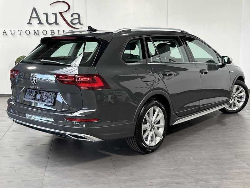 Gebraucht VW Golf Alltrack 200 PS (147 kW) 2022 Uranograu Kombi