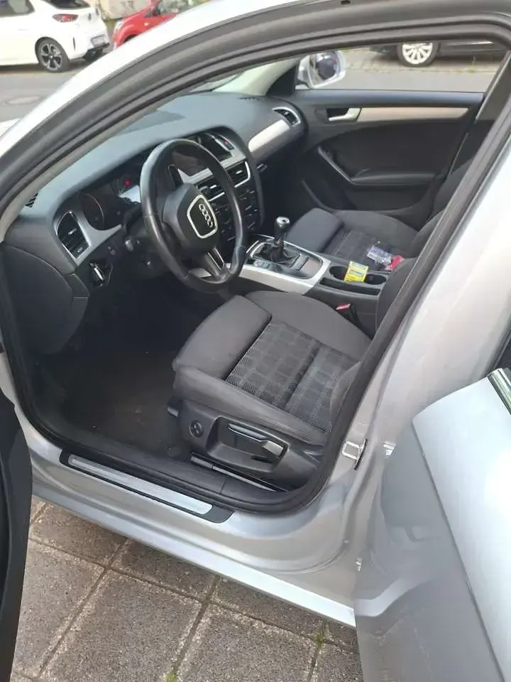 Gebraucht Audi A4 S-Line 143 PS (105 kW) 2011 Limousine