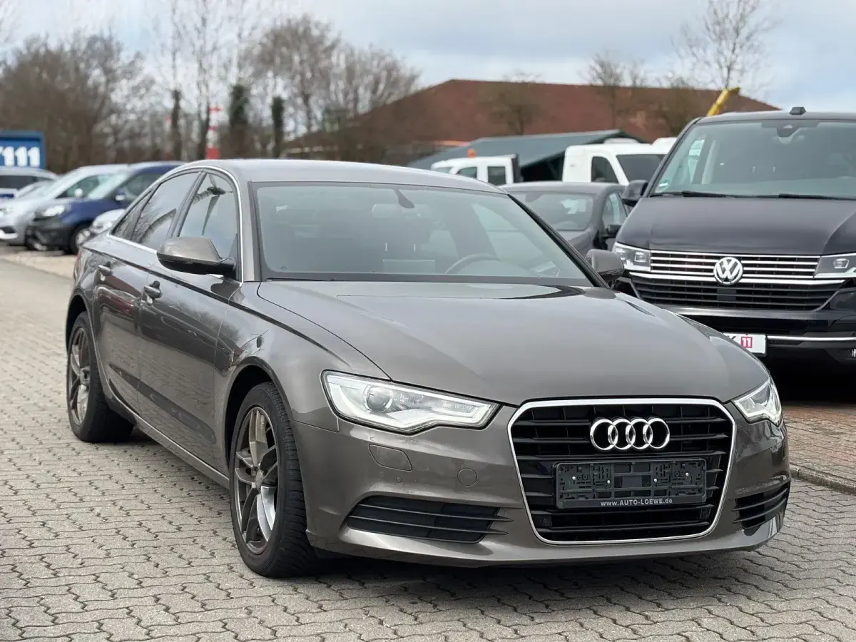 Gebraucht Audi A6 Sport 299 PS (219 kW) 2012 Grau Limousine