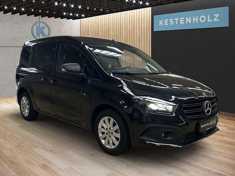 Gebraucht Mercedes Citan 113 131 PS (96 kW) 2021 Schwarz Kombi
