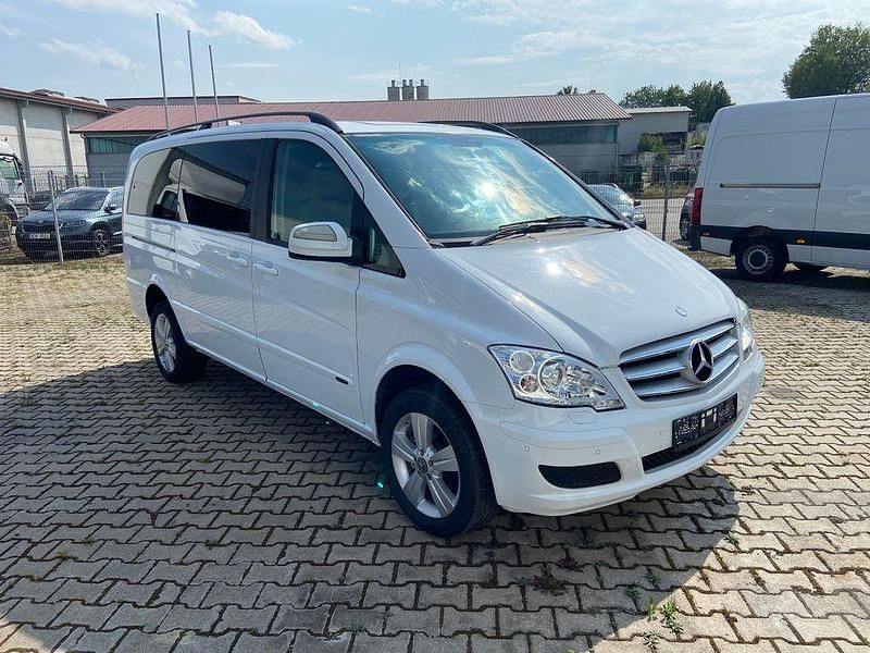 Gebraucht Mercedes Viano 163 PS (119 kW) 2012 Weiß Van / Kleinbus