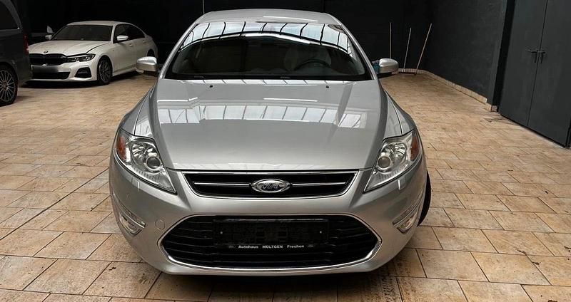 Gebraucht Ford Mondeo 160 PS (117 kW) 2011 Silber Limousine