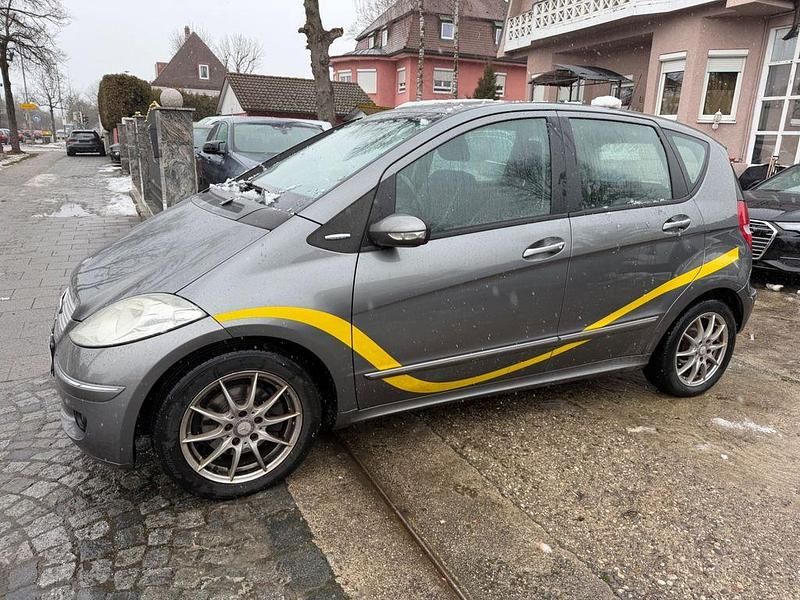 Gebraucht Mercedes A180 AMG Edition 1 109 PS (80 kW) 2008 Grau Van / Kleinbus