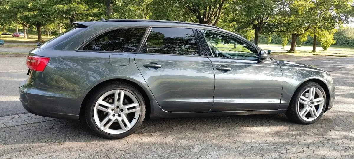 Gebraucht Audi A6 177 PS (130 kW) 2012 Grau Kombi