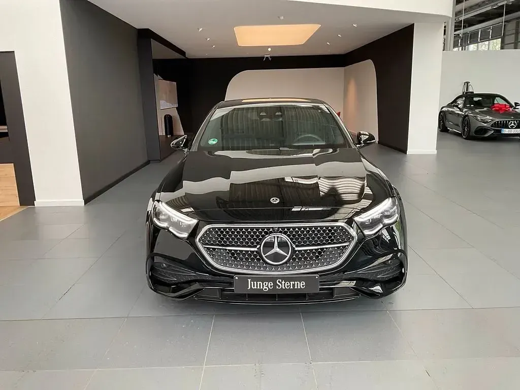 Gebraucht Mercedes E200 AMG line 204 PS (150 kW) 2025 Schwarz uni Limousine