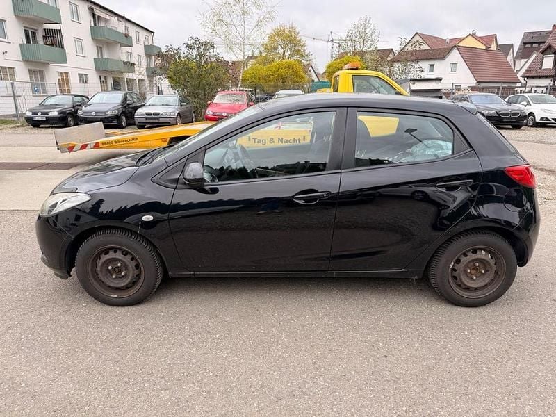 Gebraucht Mazda 2 Independence 75 PS (55 kW) 2009 Schwarz Kleinwagen