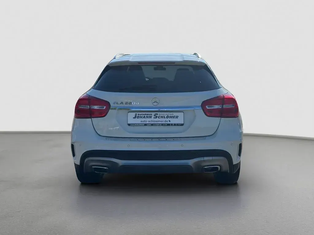Gebraucht Mercedes GLA220 AMG line 177 PS (130 kW) 2017 Weiß SUV