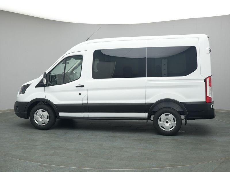 Neu Ford Transit Trend 150 PS (110 kW) 2025 Weiß Kombi