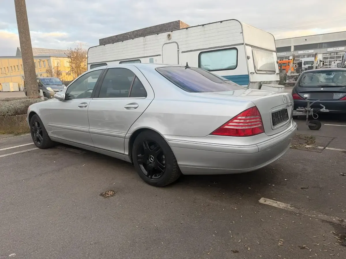 Gebraucht Mercedes S500 306 PS (225 kW) 2002 Silber Limousine