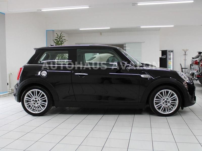 Gebraucht Mini Cooper S 192 PS (141 kW) 2015 Midnight black Kleinwagen