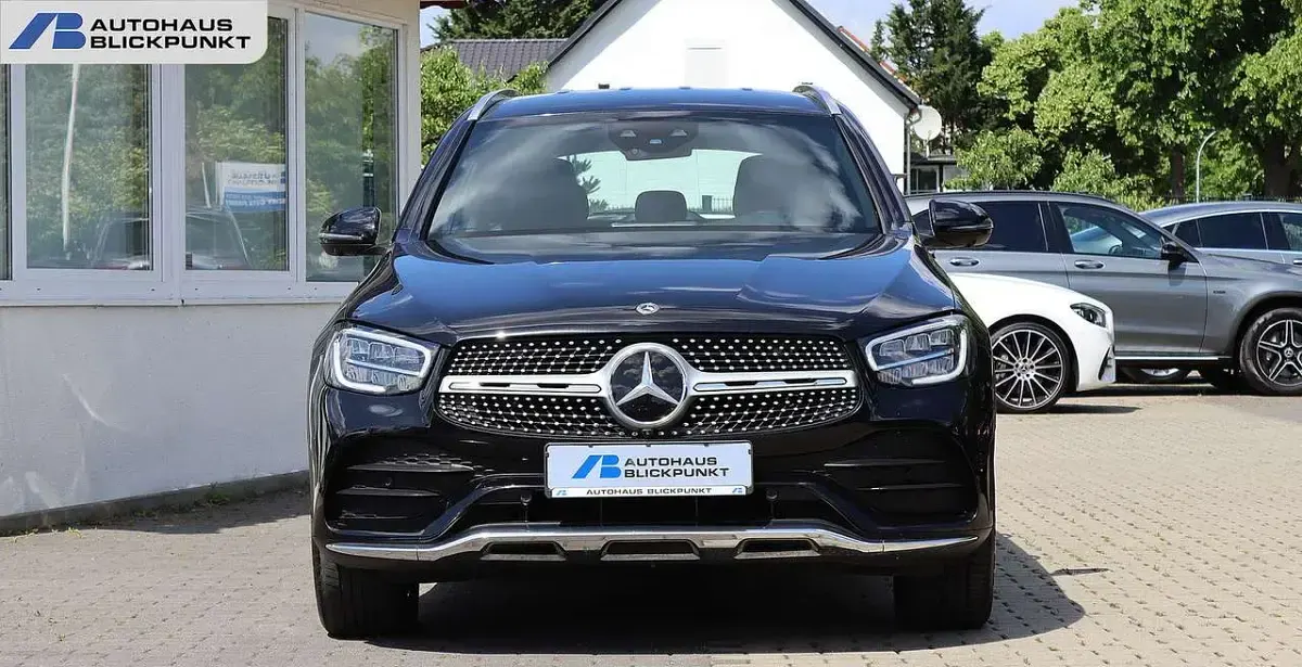 Gebraucht Mercedes GLC400d AMG 330 PS (242 kW) 2022 Schwarz SUV