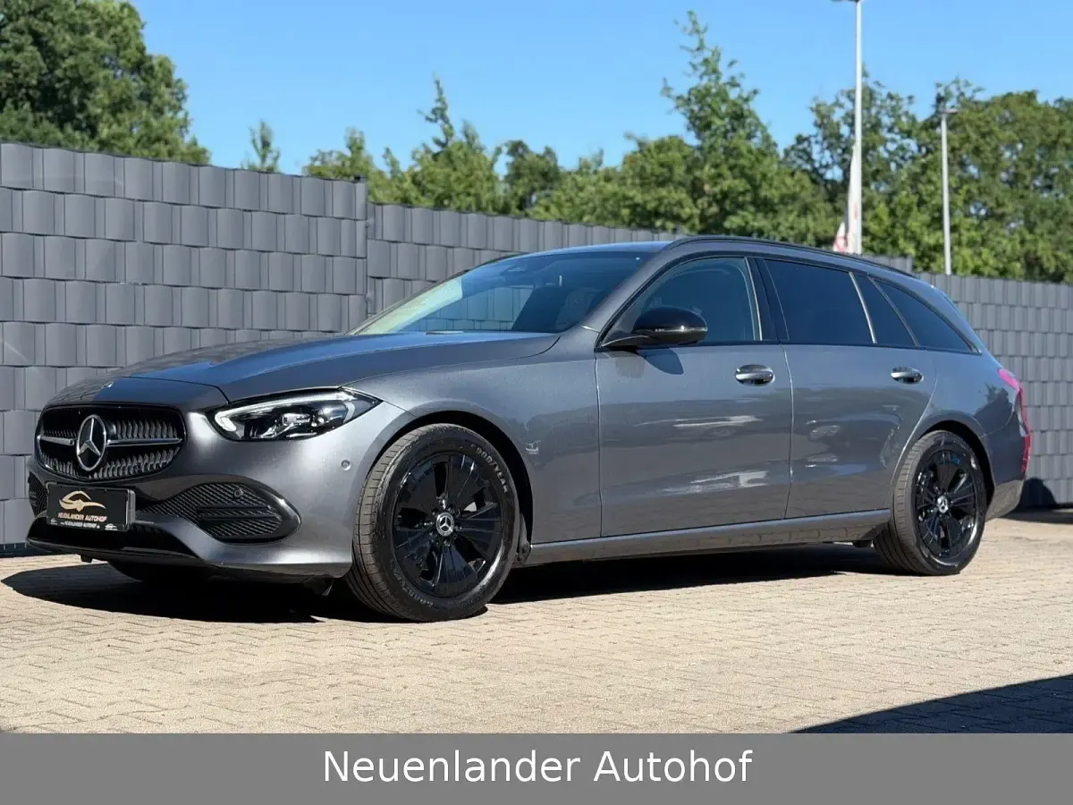 Gebraucht Mercedes C180 Avantgarde 170 PS (125 kW) 2023 Grau Limousine