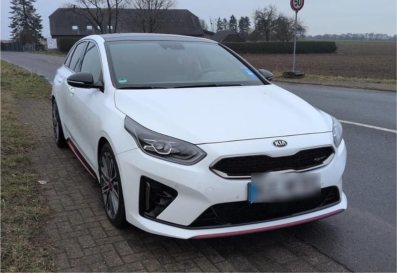 Gebraucht Kia ProCeed GT 204 PS (150 kW) 2019 Weiß Kombi