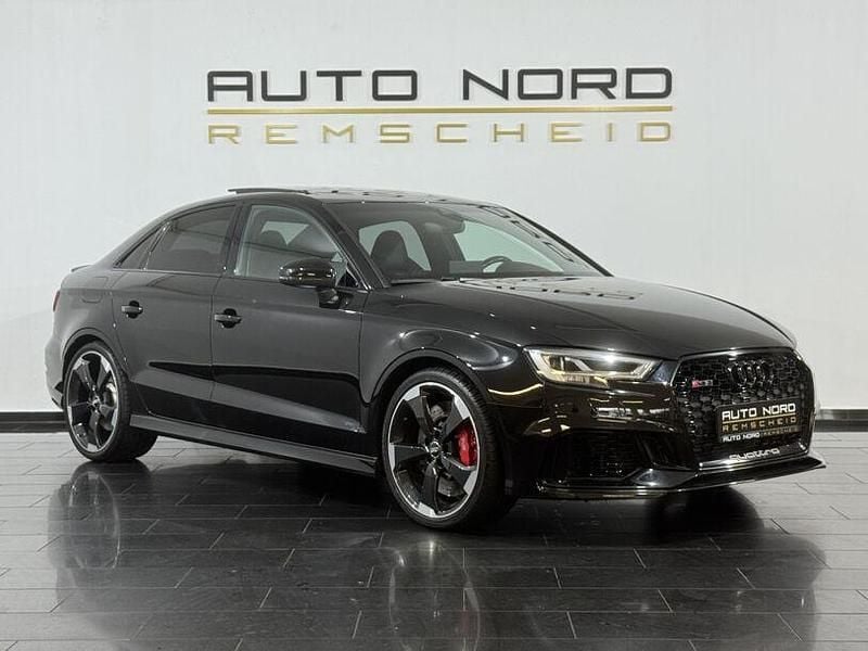 Second-hand Audi RS3 Advanced 400 CP (294 kW) 2020 Negru Berlinǎ