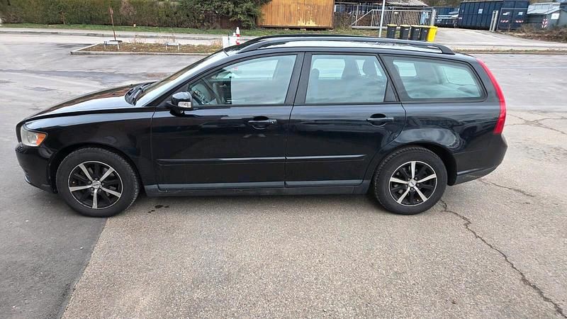 Gebraucht Volvo V50 125 PS (91 kW) 2008 Schwarz Kombi