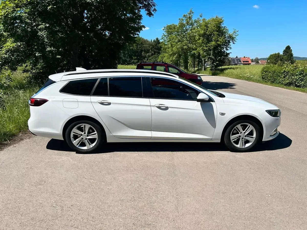 Gebraucht Opel Insignia 136 PS (100 kW) 2018 Weiß Kombi