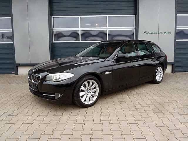 Gebraucht BMW 530 Sport Line 258 PS (189 kW) 2012 Schwarz Kombi