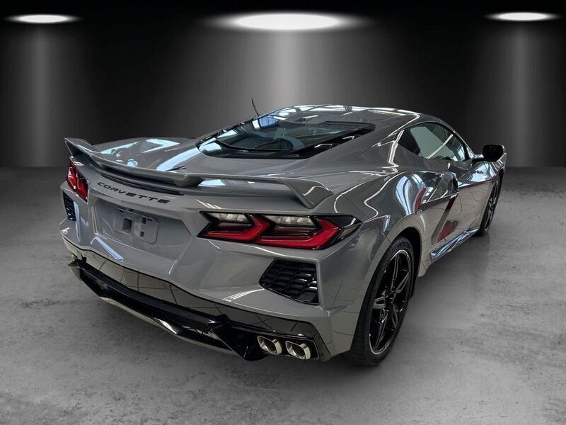 Używany Corvette C8 481 KM (353 kW) 2024 Szary Coupe