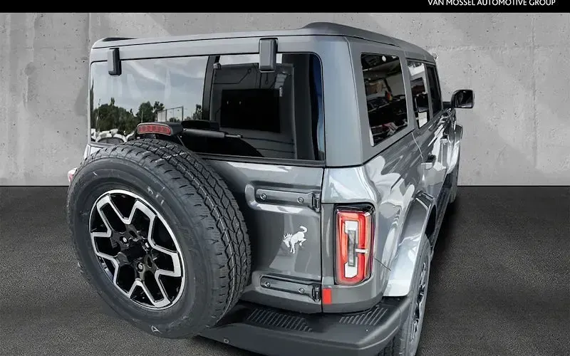 Gebraucht Ford Bronco Outer Banks 335 PS (246 kW) 2025 Grau SUV
