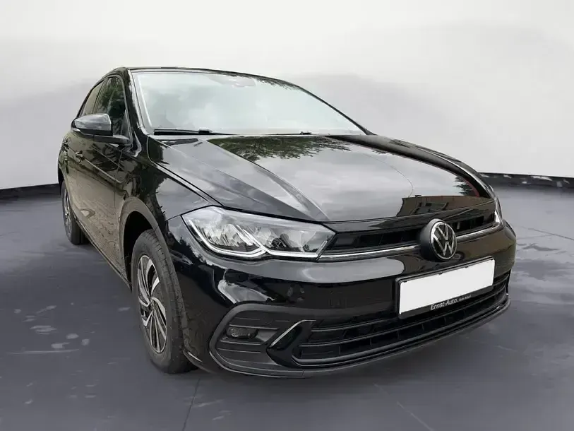 Neu VW Polo Life 116 PS (85 kW) 2025 Deep black perleffekt Kleinwagen