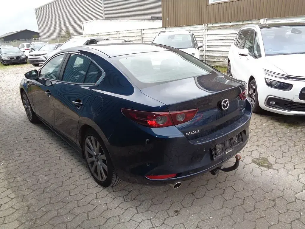 Gebraucht Mazda 3 Cosmo 116 PS (85 kW) 2020 Blau Limousine