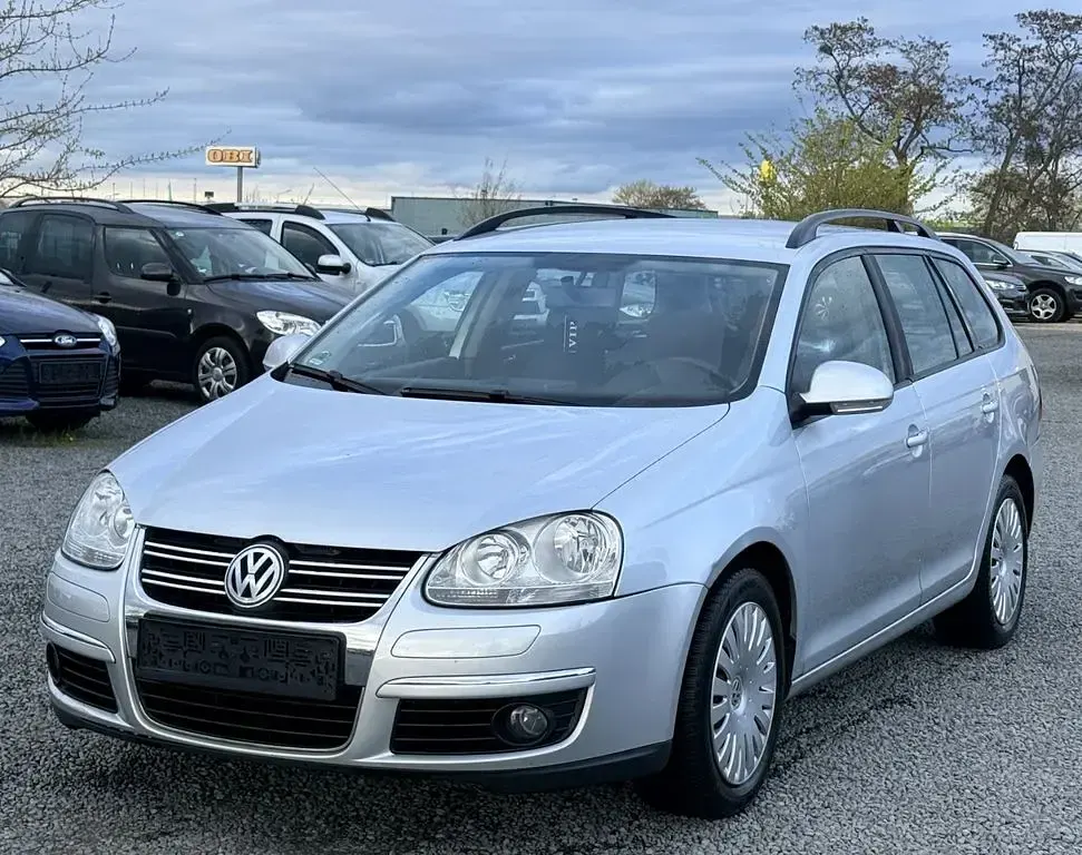 Gebraucht VW Golf V 105 PS (77 kW) 2008 Silber Limousine