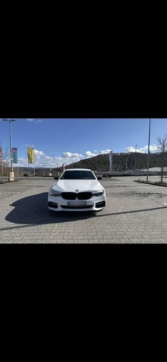 Gebraucht BMW 530e M Sport 252 PS (185 kW) 2019 Weiß Limousine