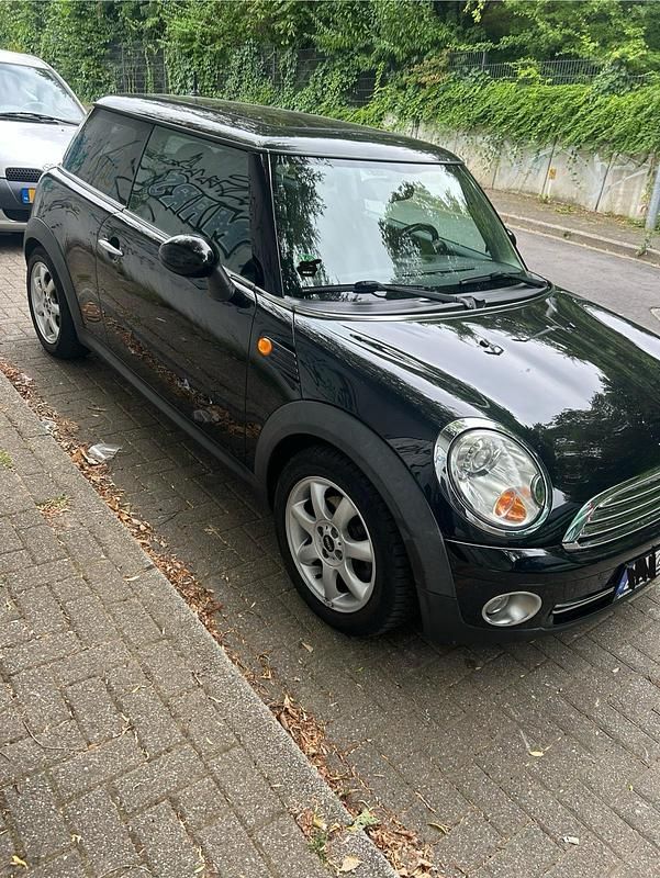 Schwarz Gebraucht 2009 Mini ONE Kleinwagen | 2.400 € - Bild 1/4