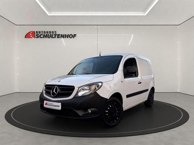 Gebraucht Mercedes Citan 108 80 PS (58 kW) 2020 Weiß Van / Kleinbus