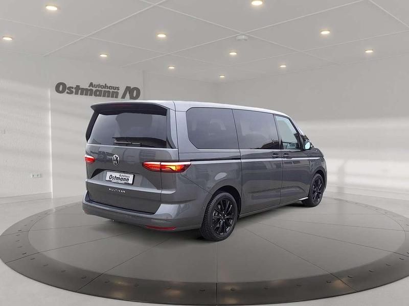 Gebraucht VW Multivan 2026 Indium grau Van