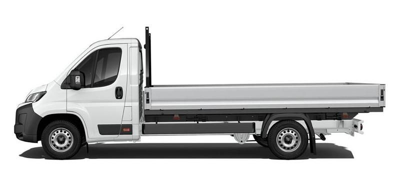 Neu Opel Movano 179 PS (131 kW) 2026 Weiß Van